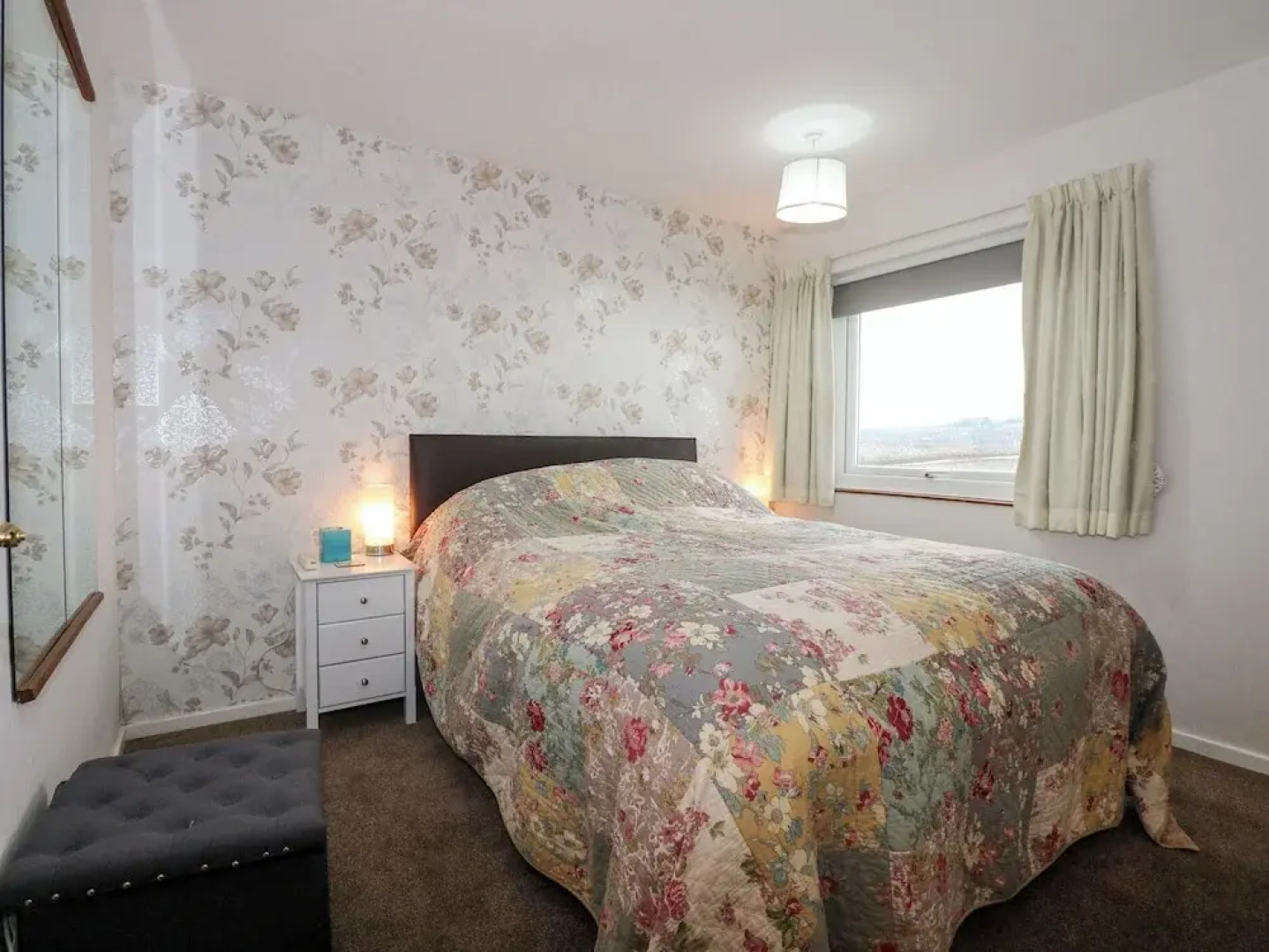 11 South Snowdon Wharf