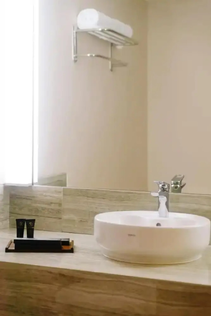 Zenith Premiere Hotel Baubau