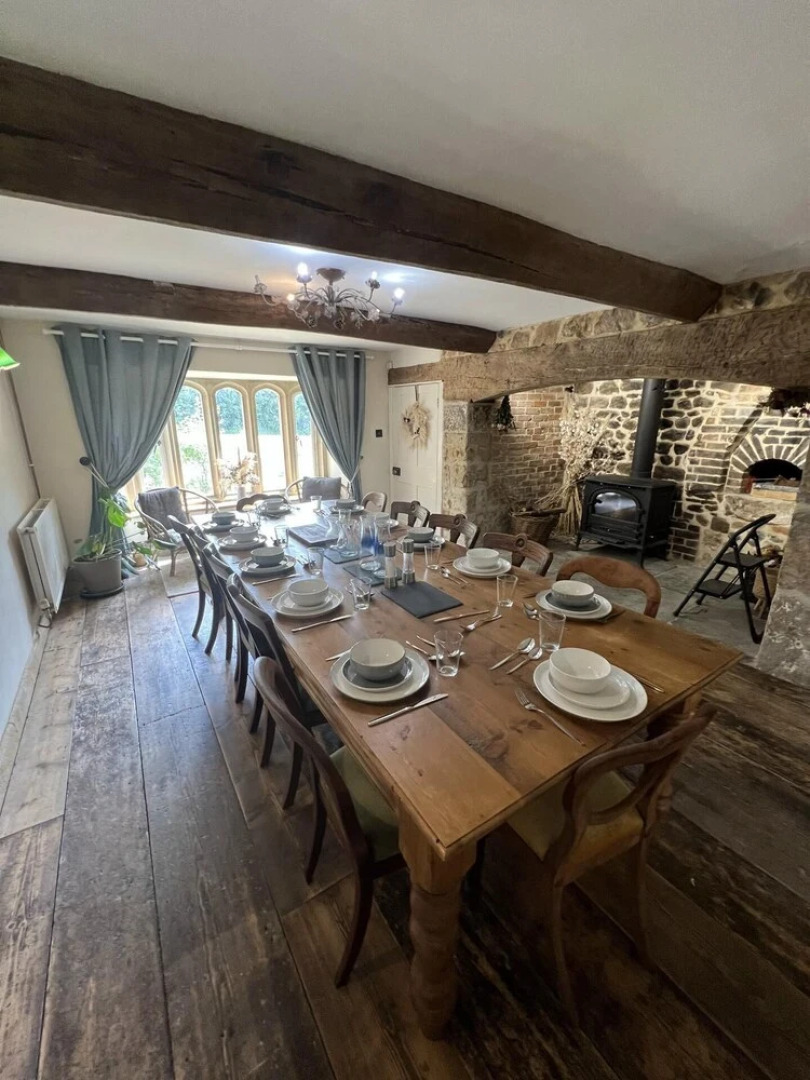 Lovely 5-bed House Near Ilminster and for Families