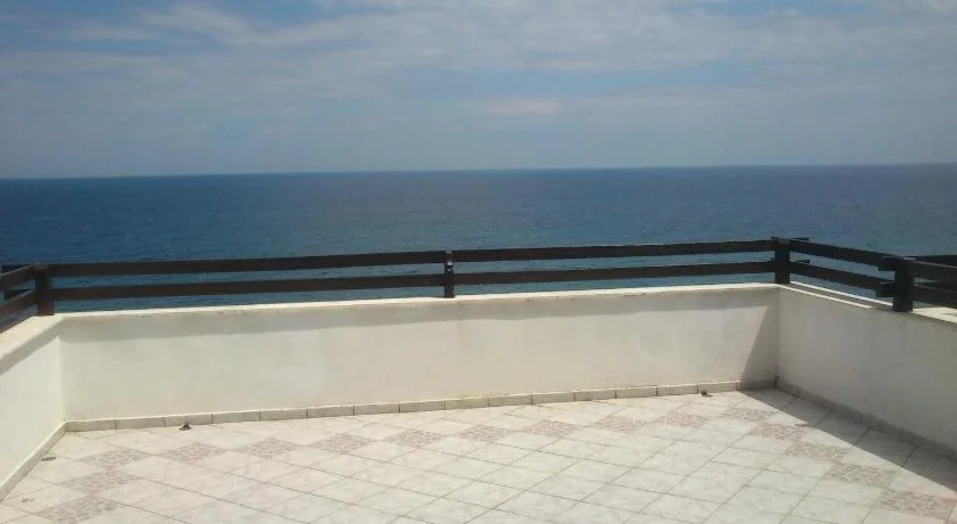 Karaoulanis Beach Aparthotel