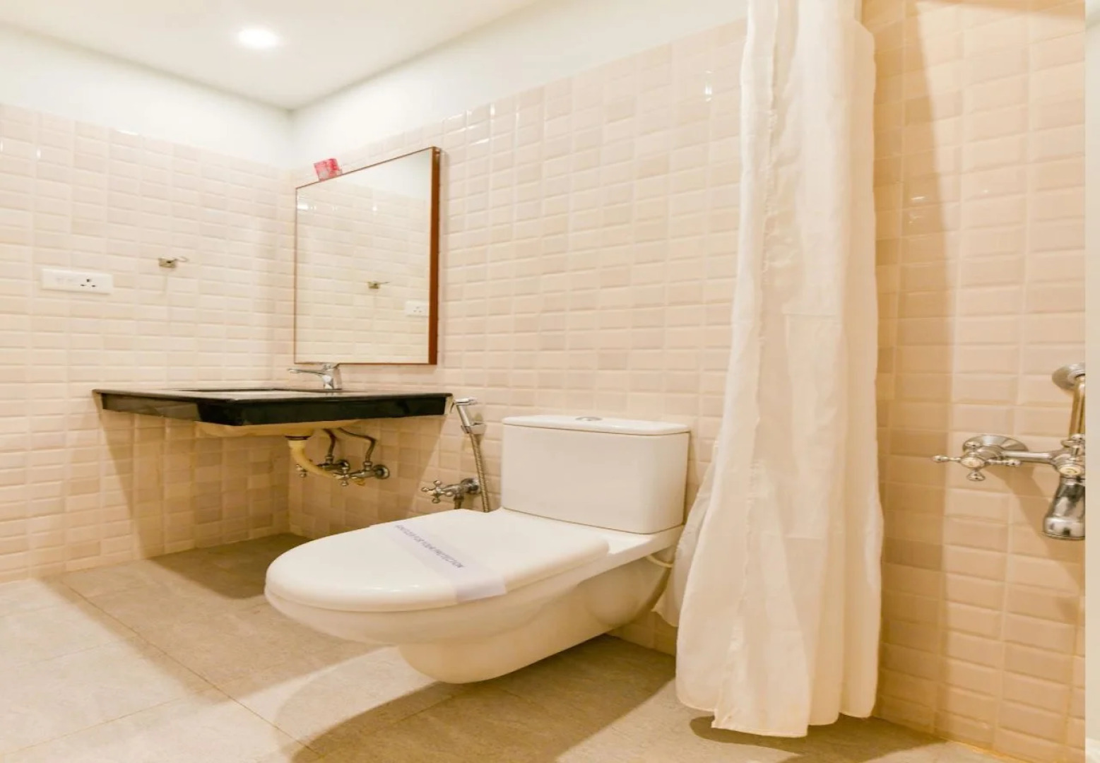 Vembanad Tourist Home By OYO Rooms