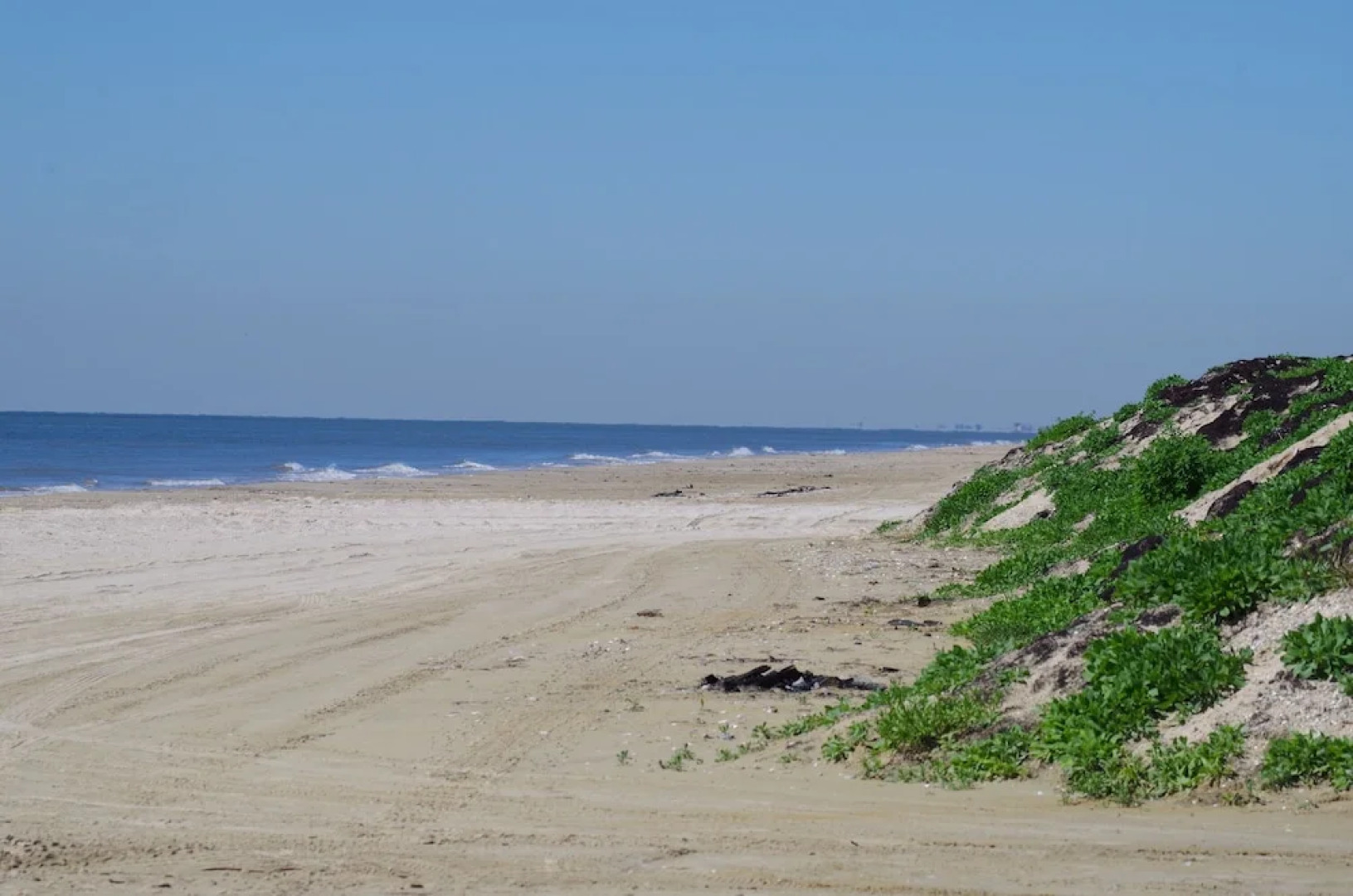 Mi Casa Del Mar 2 Bedroom Home by RedAwning