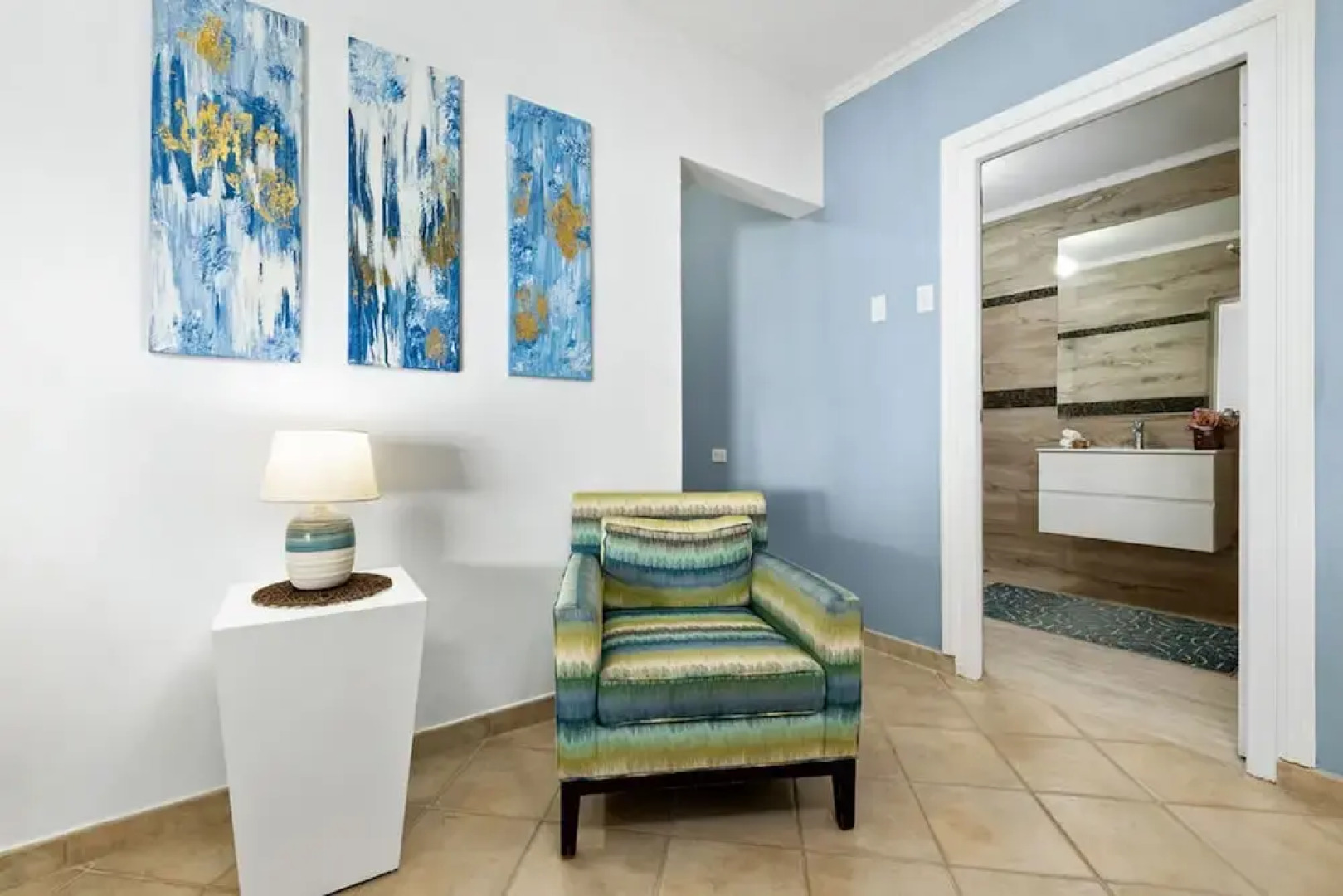 Remodeled 3br2ba Cozy Central Private Pool