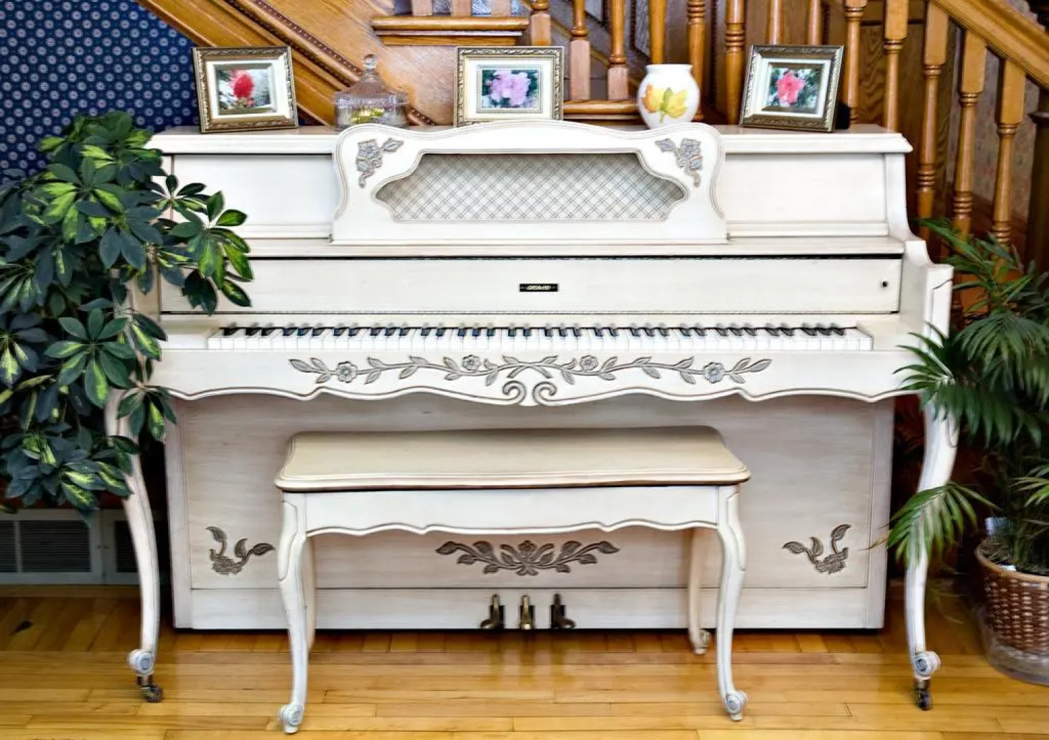 Lindsay House Bed and Breakfast