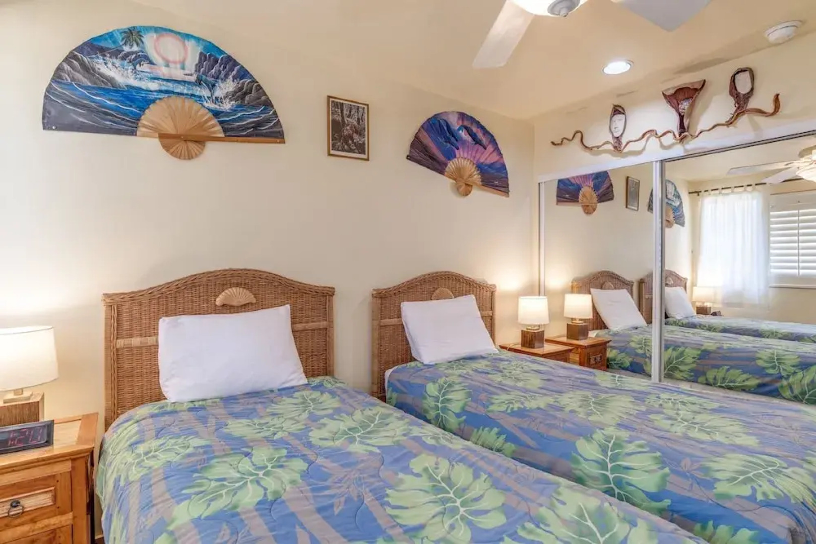 Maui Sands #5g 2 Bedroom Condo by RedAwning