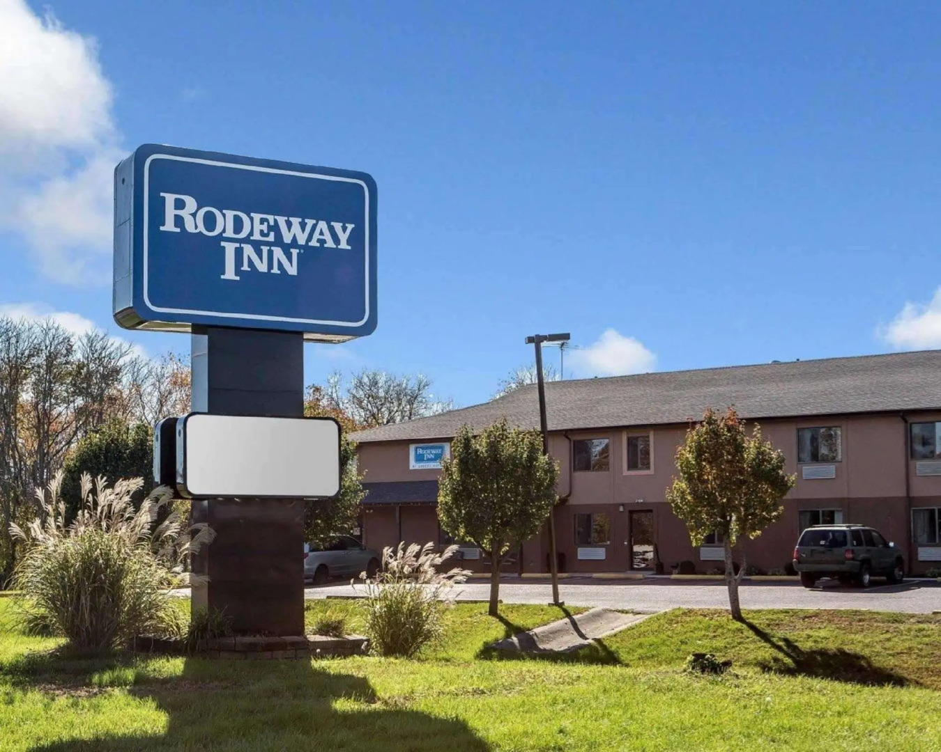 RODEWAY INN and SUITES