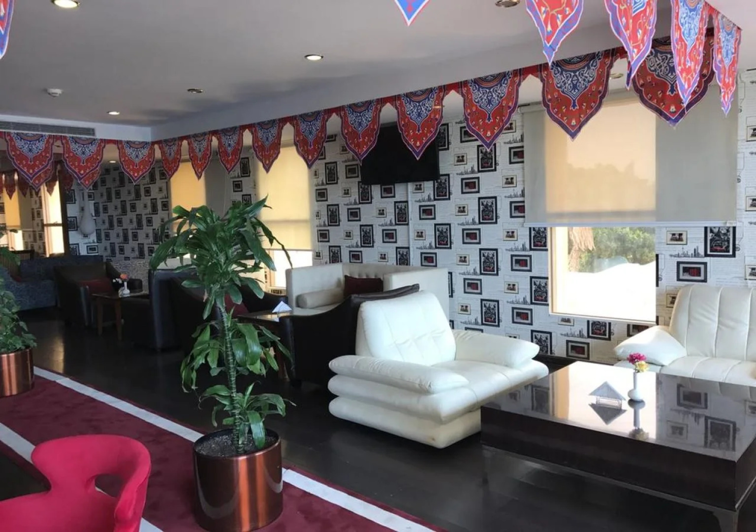 Ramada Al Hada Hotel And Suites