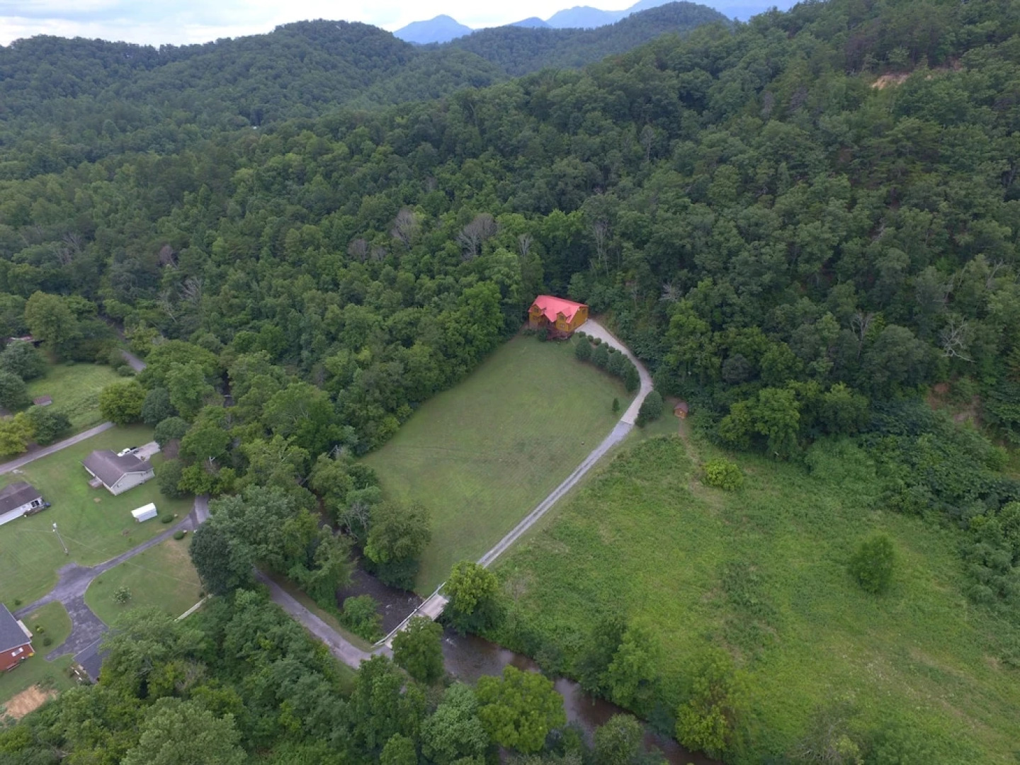 Mystical Creek Pool Lodge #600