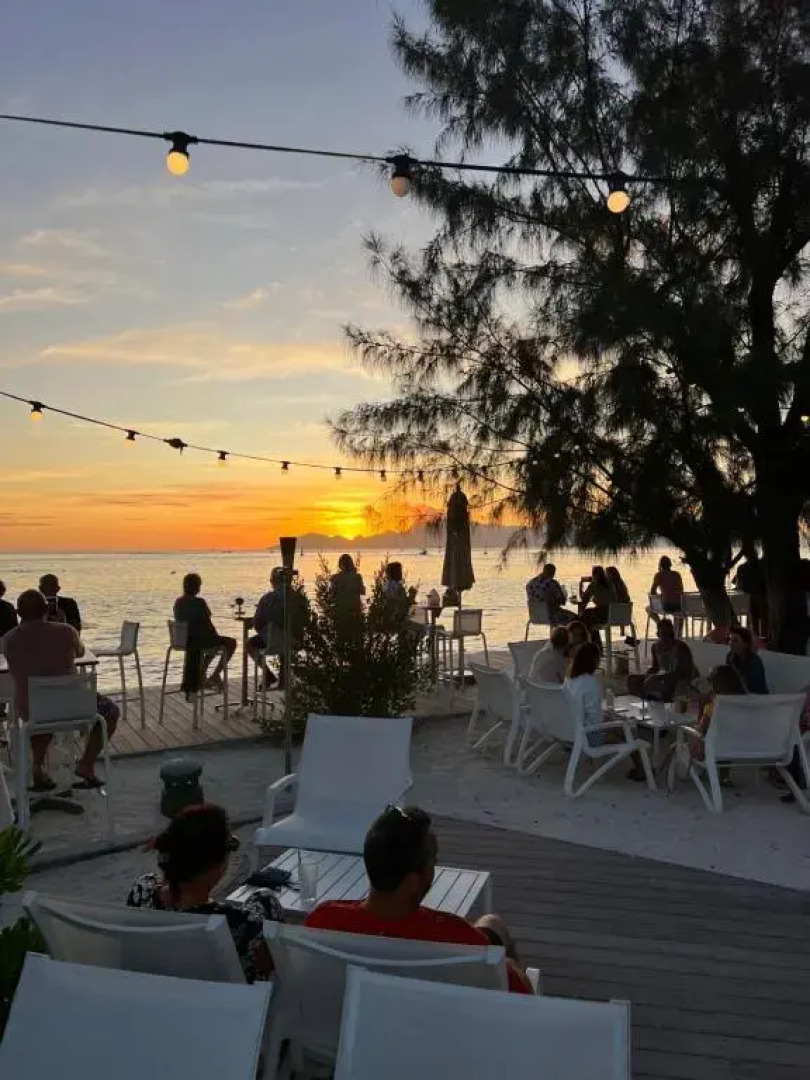 2 accomodations -Studio du Manoir -Le Manoir