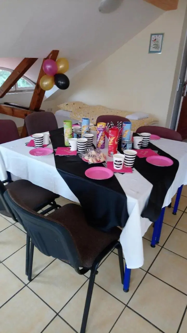 Willa Pod Starymi Lipami