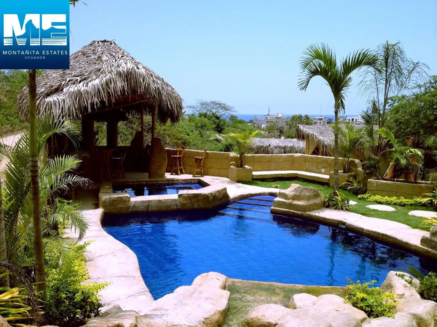 ME Hotel in Montañita Estates