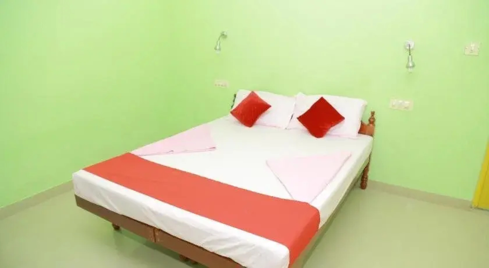 Shirleys Beach Hotel