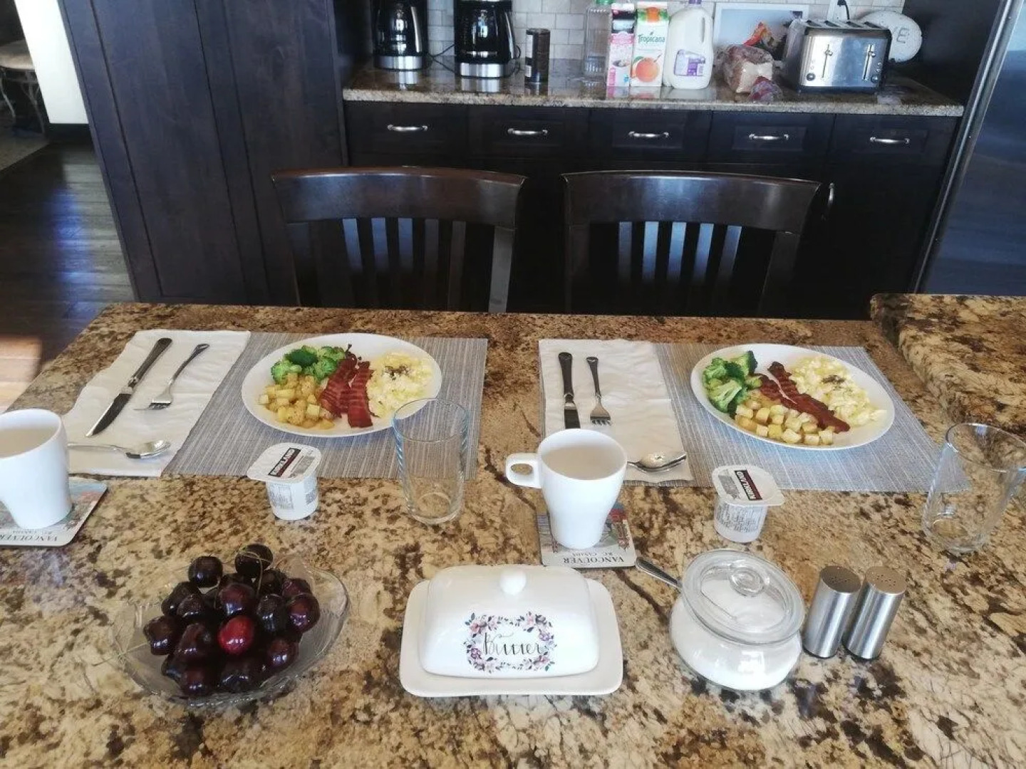 Mission Hill Lake View Villa