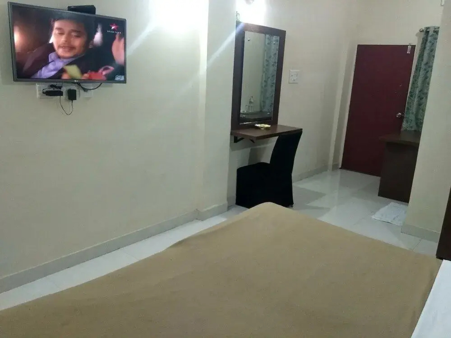 JK Rooms 108 Hotel Royal Regency