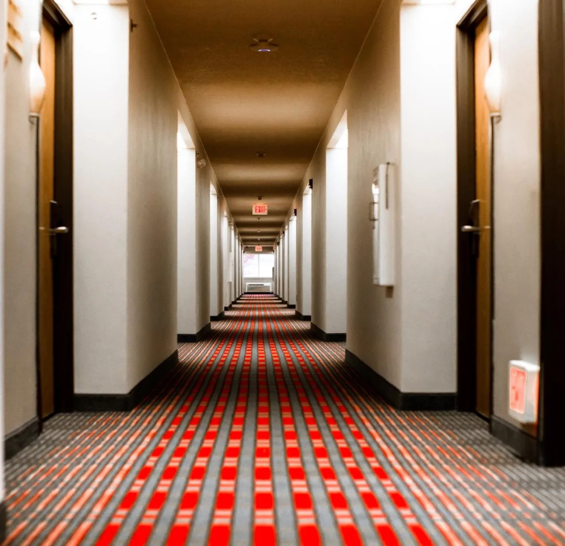 Ten Pin Inn & Suites