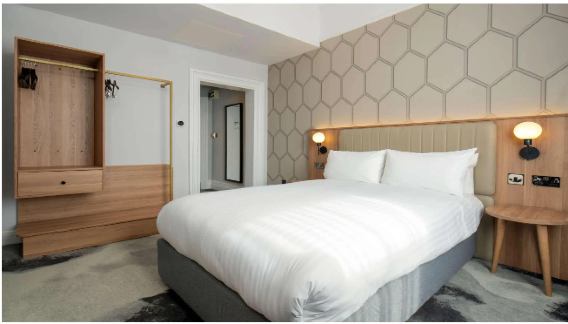 The Queen at Chester Hotel, BW Premier Collection