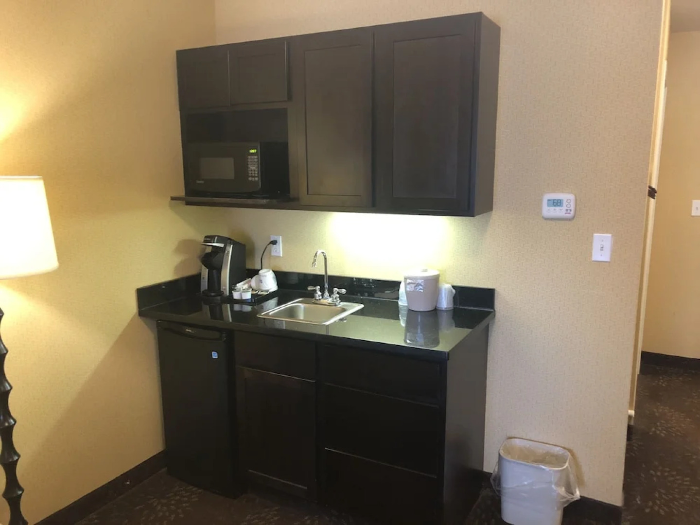 Holiday Inn Express & Suites Lansing-Dimondale