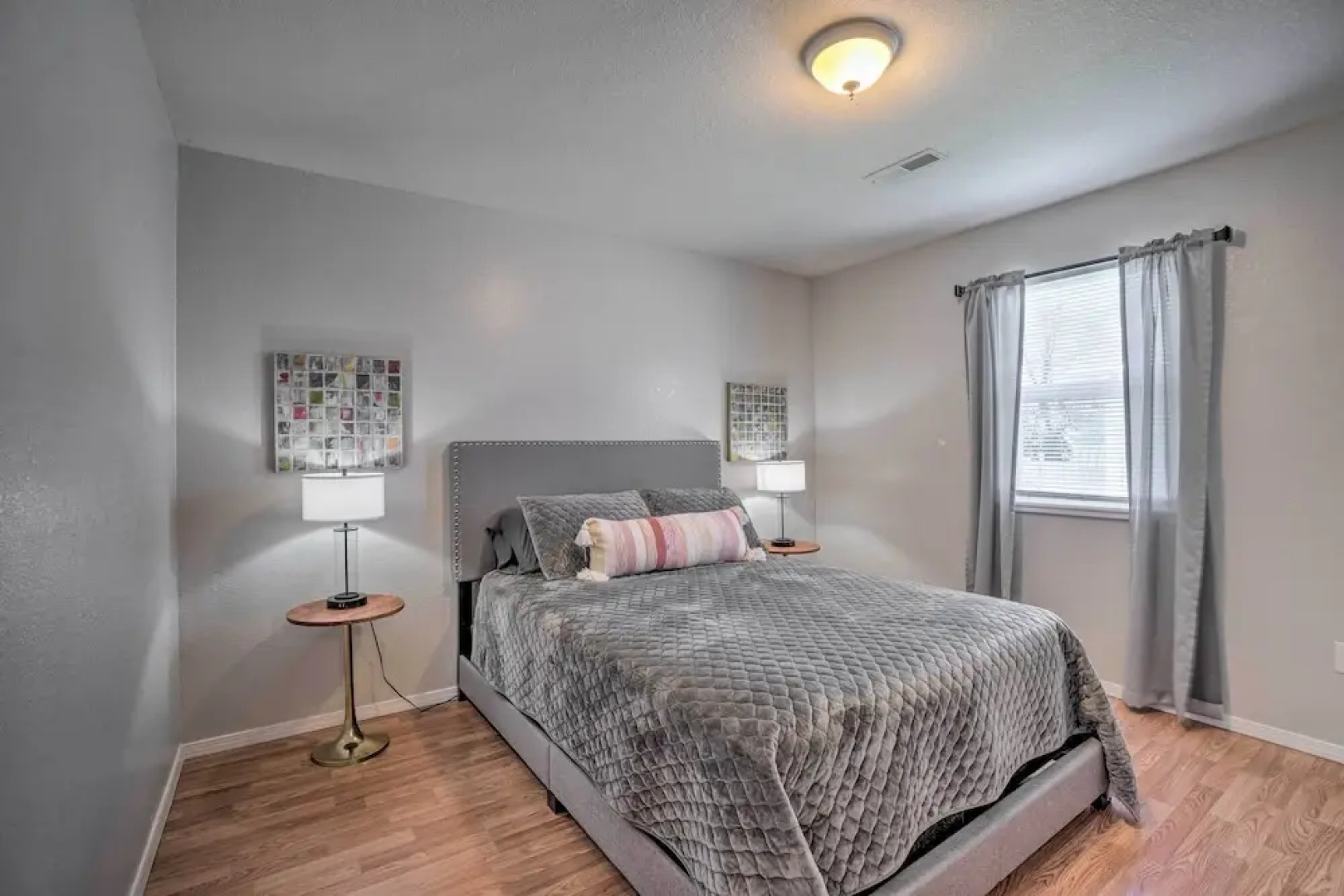 Charming One-level Home w/ Deck, Walk to Dtwn