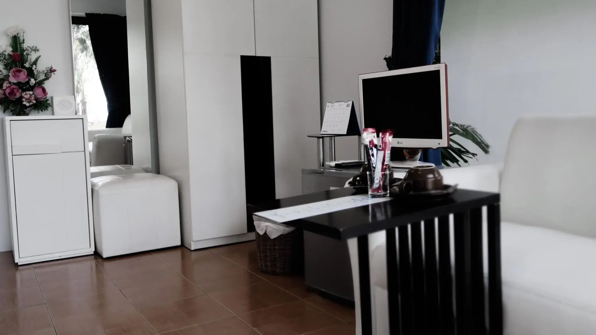 Chomtalay Resort at Had Chaosamran Beach