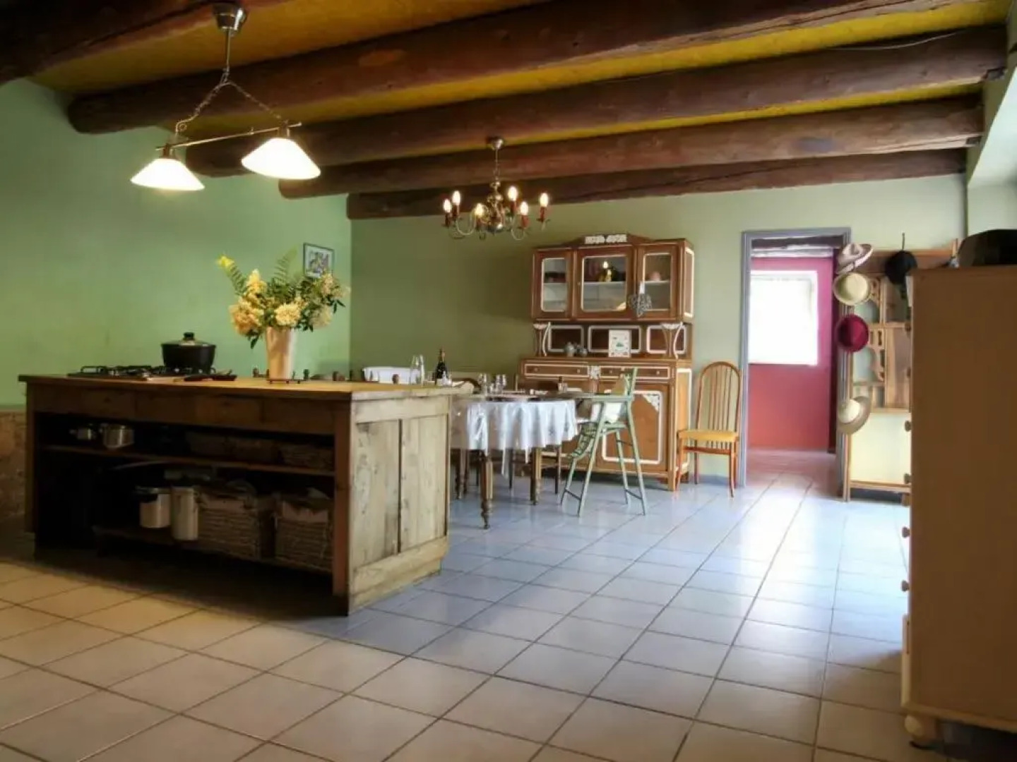 Gîte Saint-Beauzire, 4 pièces, 6 personnes - FR-1-582-210