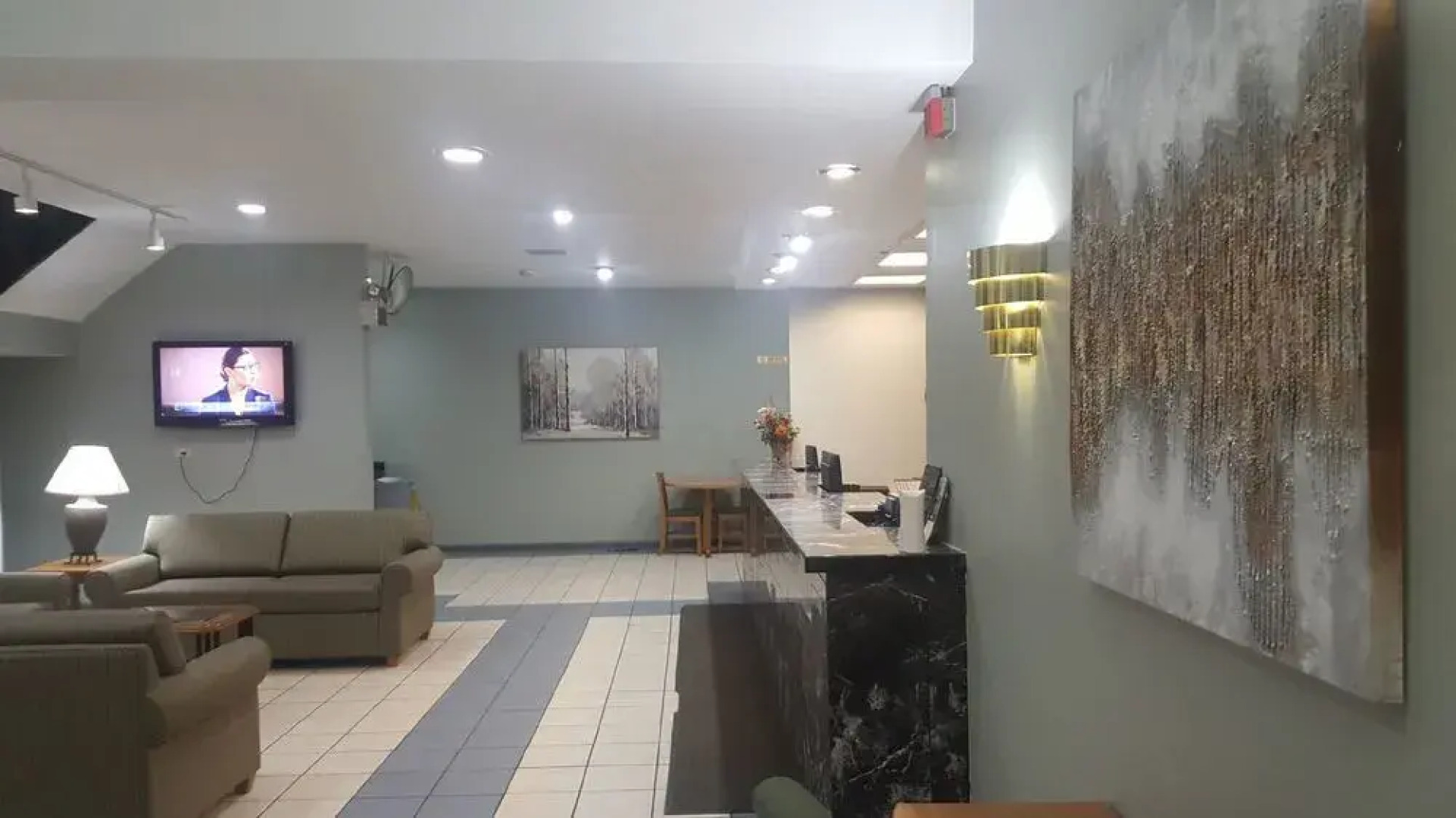 Americas Best Value Inn & Suites