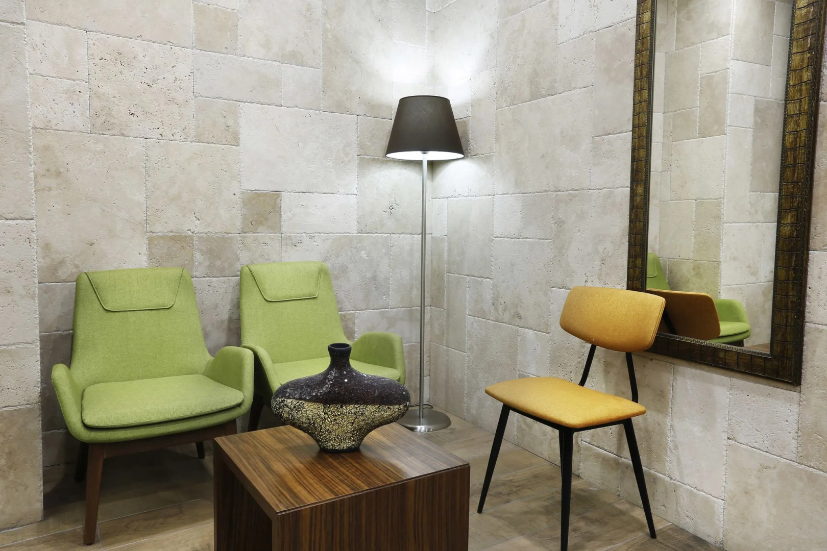 The White Orient Hotel