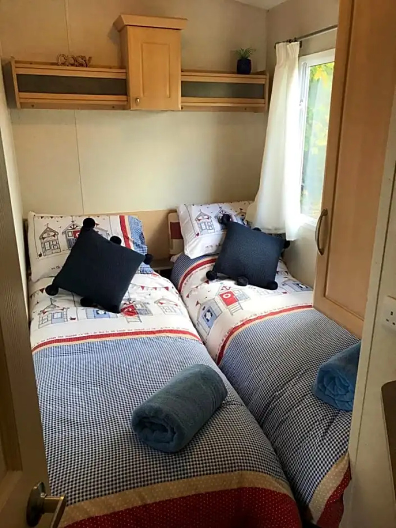 "Rosie" at Lower Hyde, Isle of Wight - Kingsgate 57