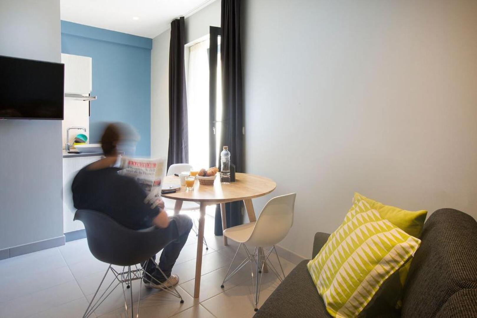 Maison Les Fleurines By Logis