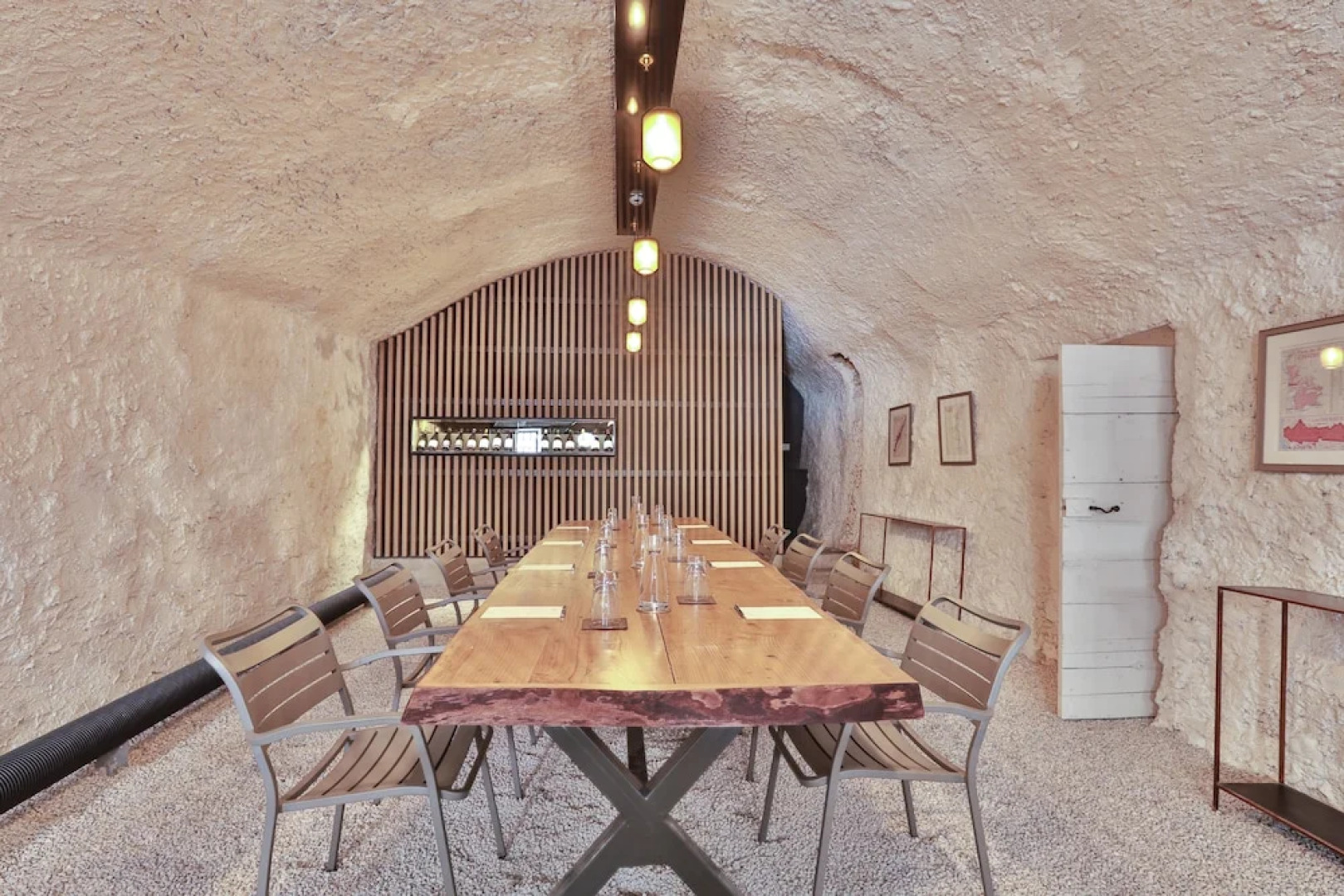 Hôtel de la Villeon - Hôtel 4**** - Bar - Jardins avec vues sur les vignobles - 50mns au sud de Lyon, en Ardèche