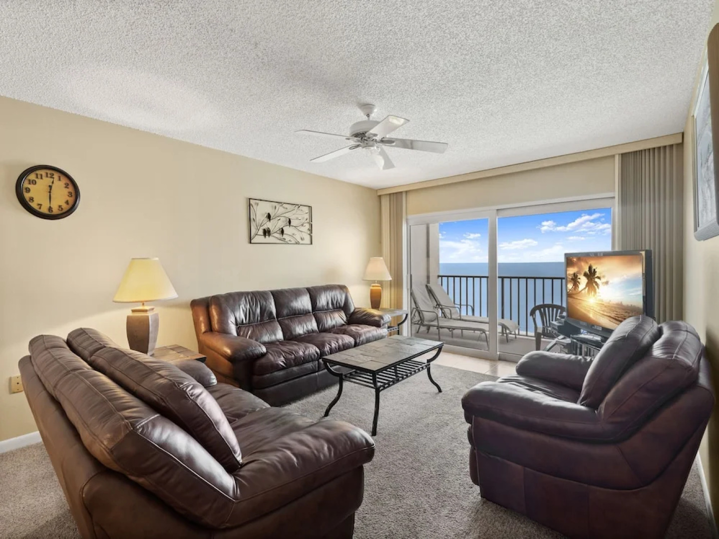 Las Brisas by Vtrips