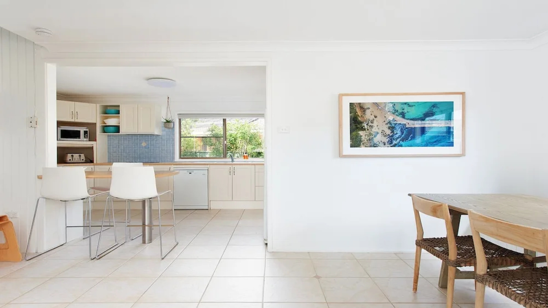 Sandyfeet at Shoal Bay