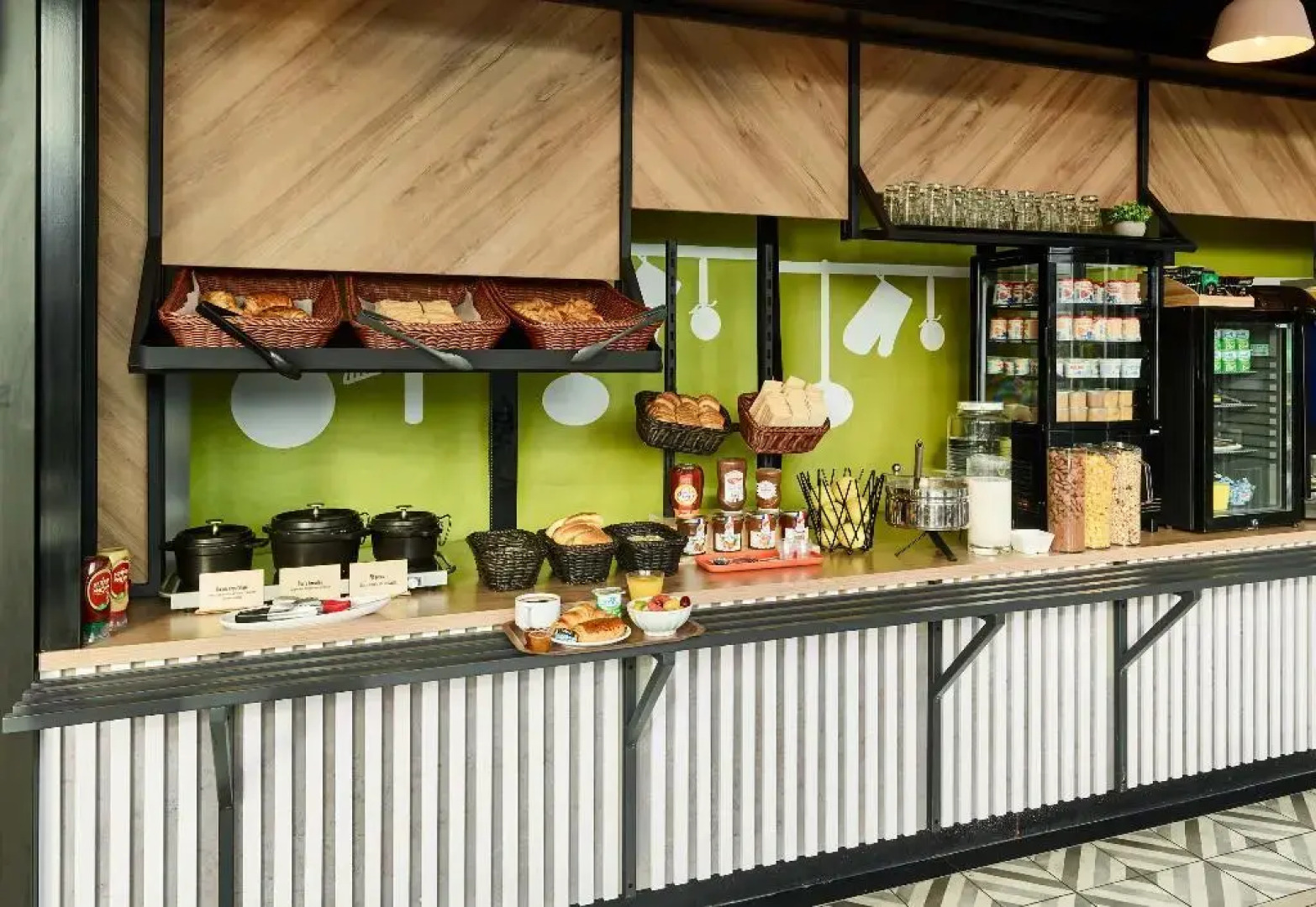 B&B HOTEL MASSY Gare TGV