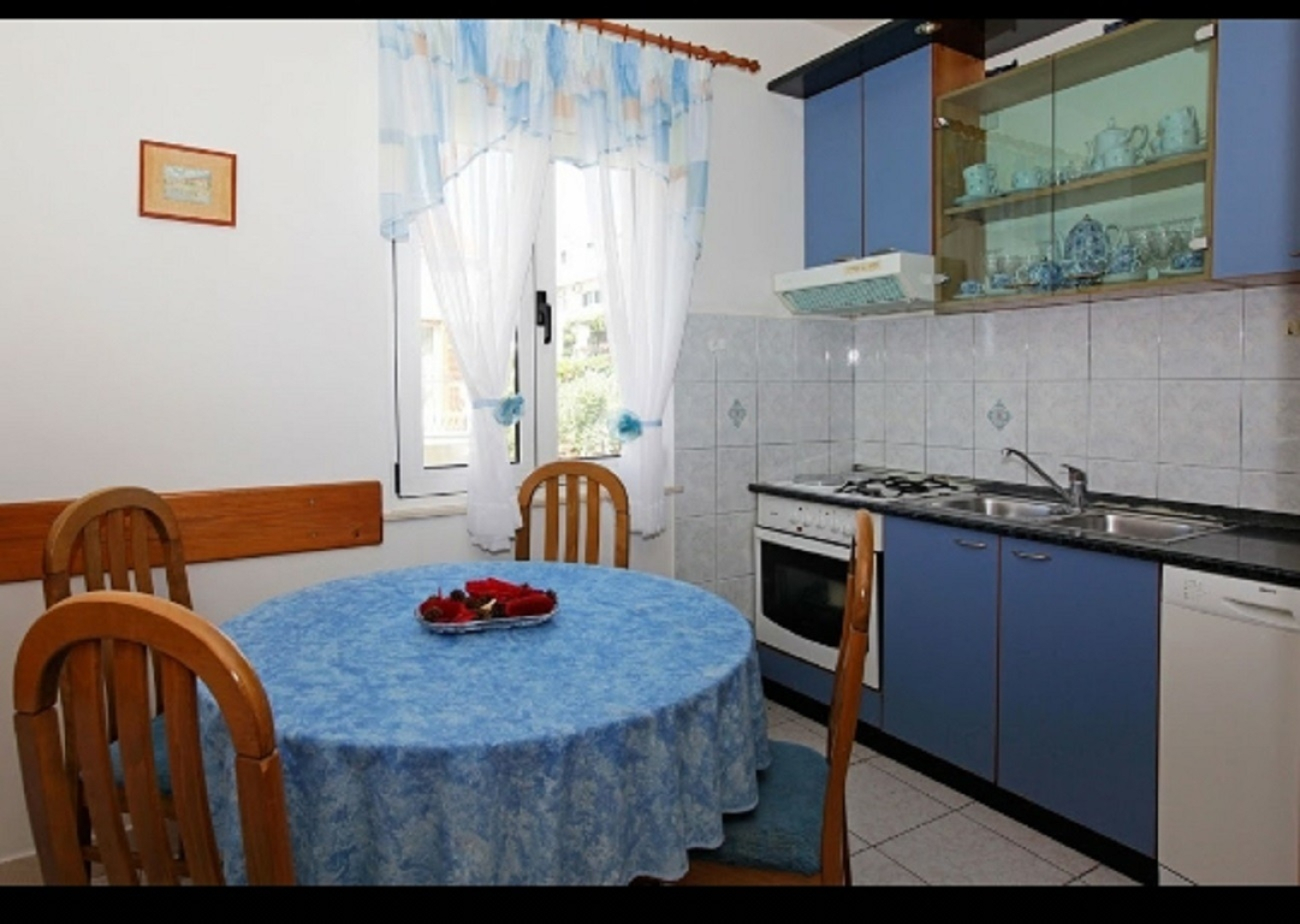Apartment Mari - free parking: A2 Bol, Island Brac