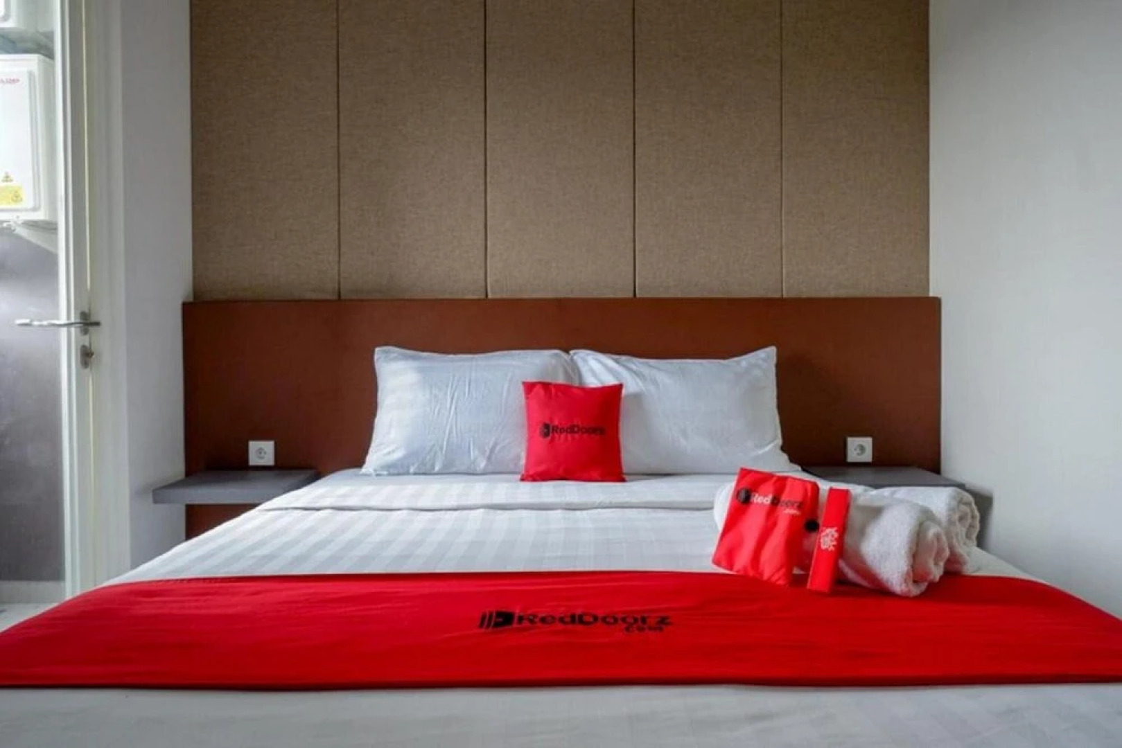 Menara One by RedDoorz