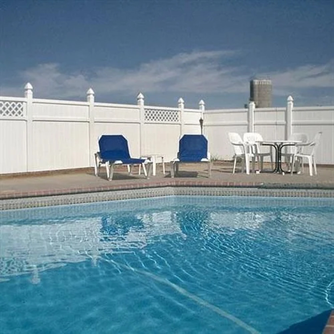 1st Travel Inn Oakley