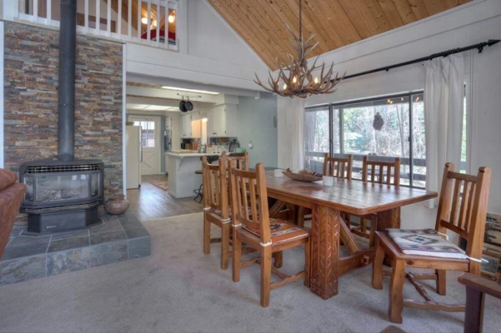 Hideaway River Cabin