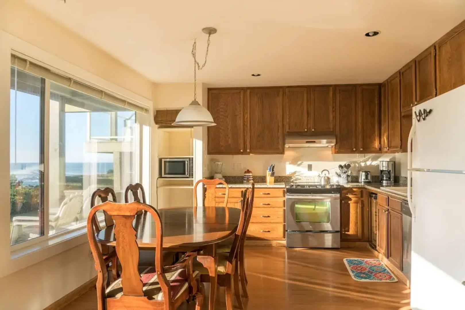 Commodore Condominium 1 2 Bedrooms 2 Bathrooms Condo