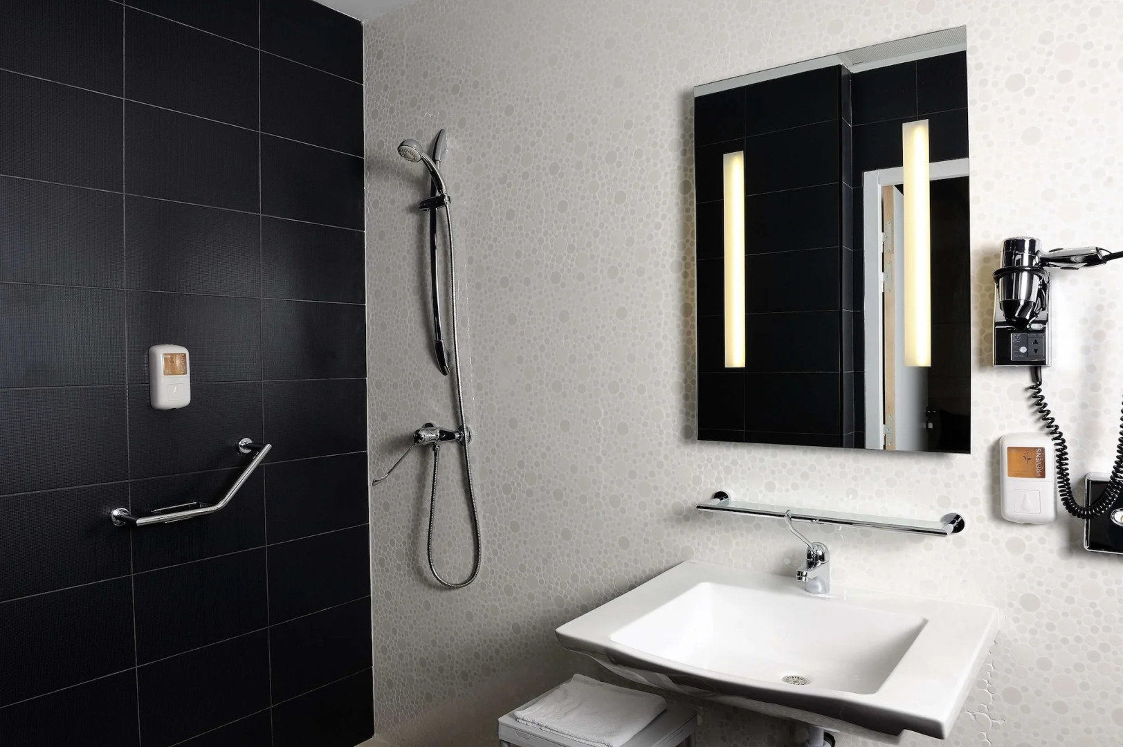 Kyriad Prestige Perpignan Centre Gare