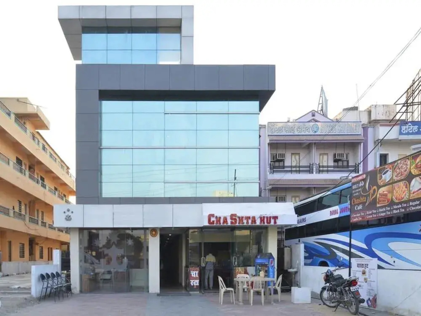 OYO 4185 Hotel Sachin Excellency