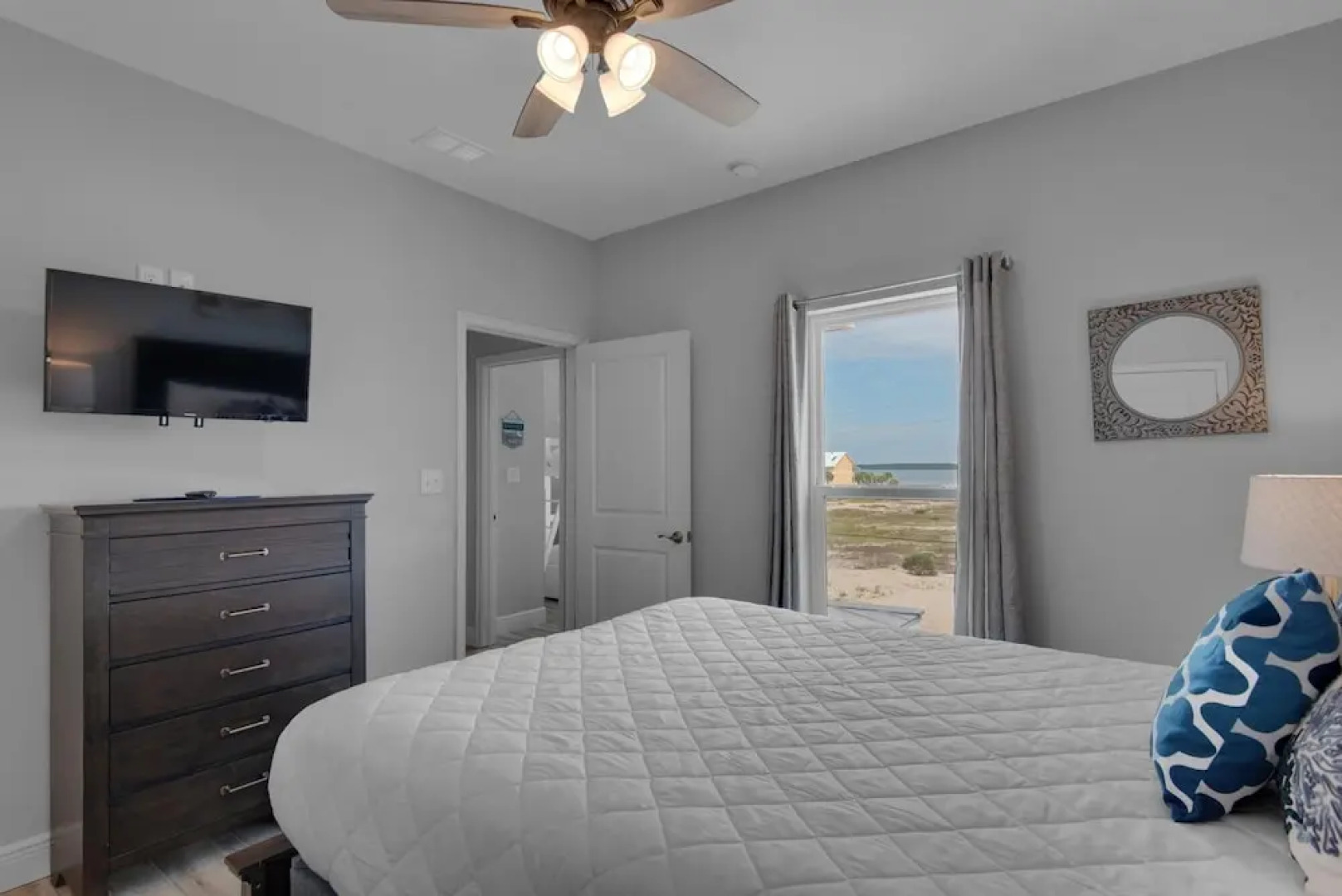 Toes In The Sand - Main House