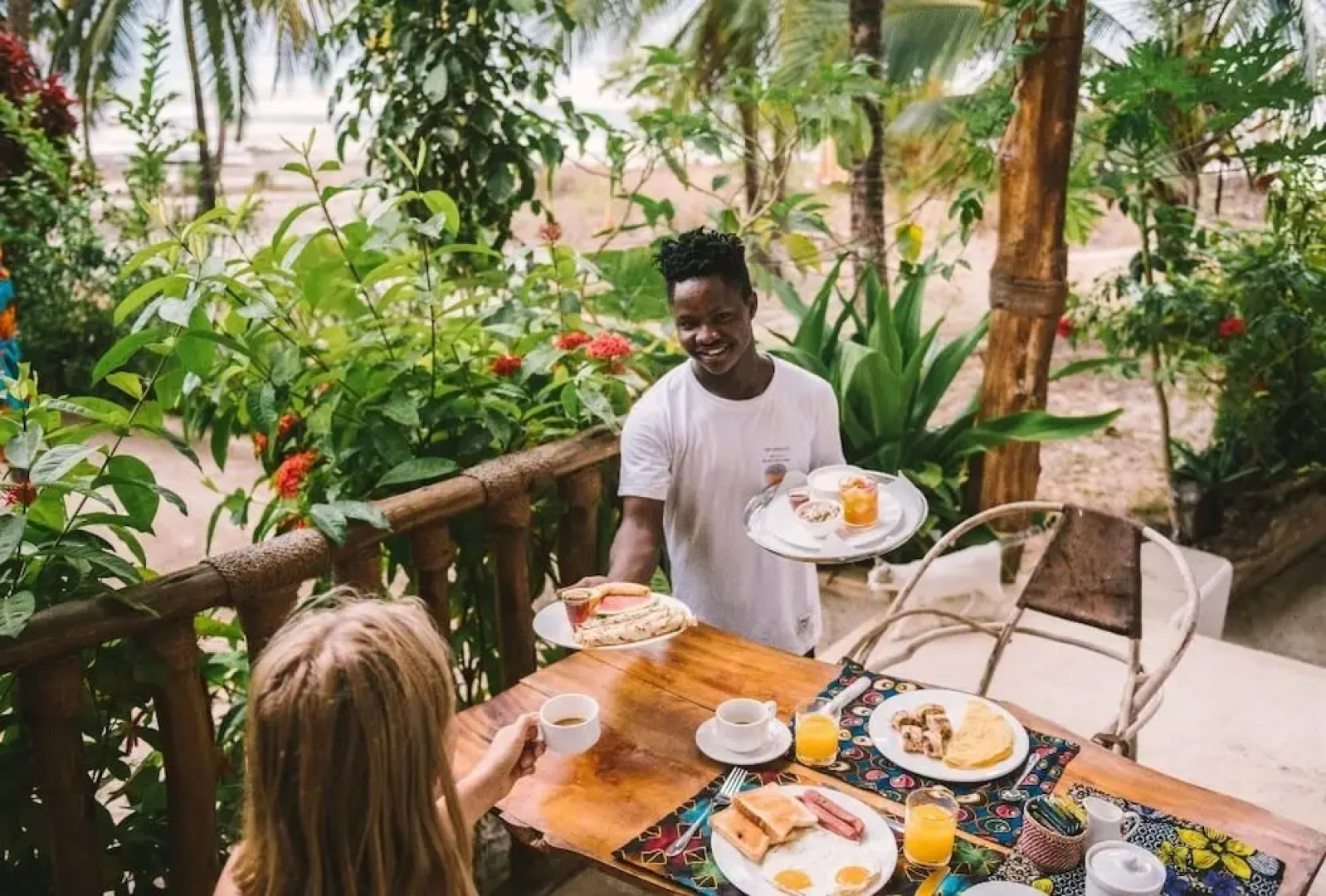 Shanuo Beach Bungalows