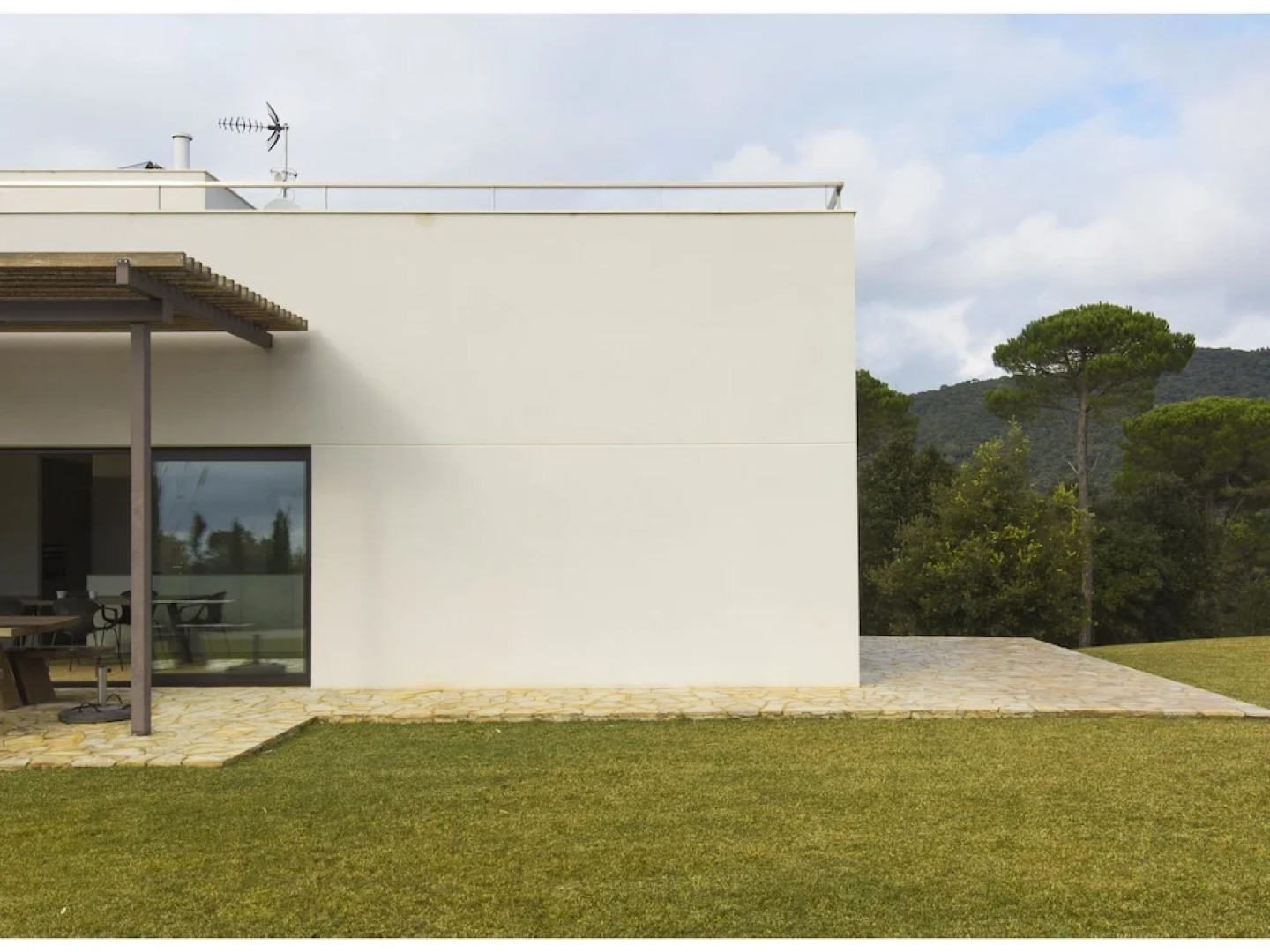 Modern Holiday Home in Sant Andreu de Llavaneres with Swimming Pool