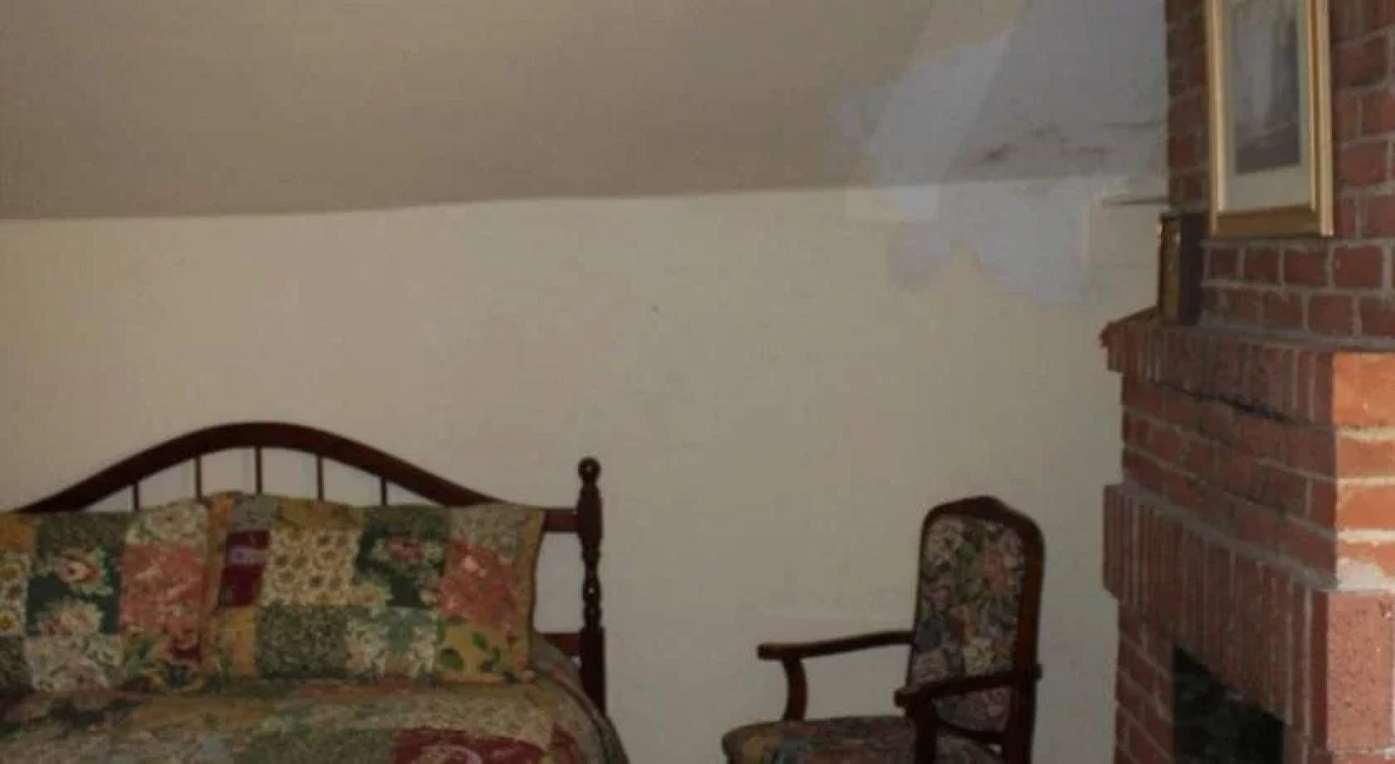 Stone Hearth Inn & Tavern