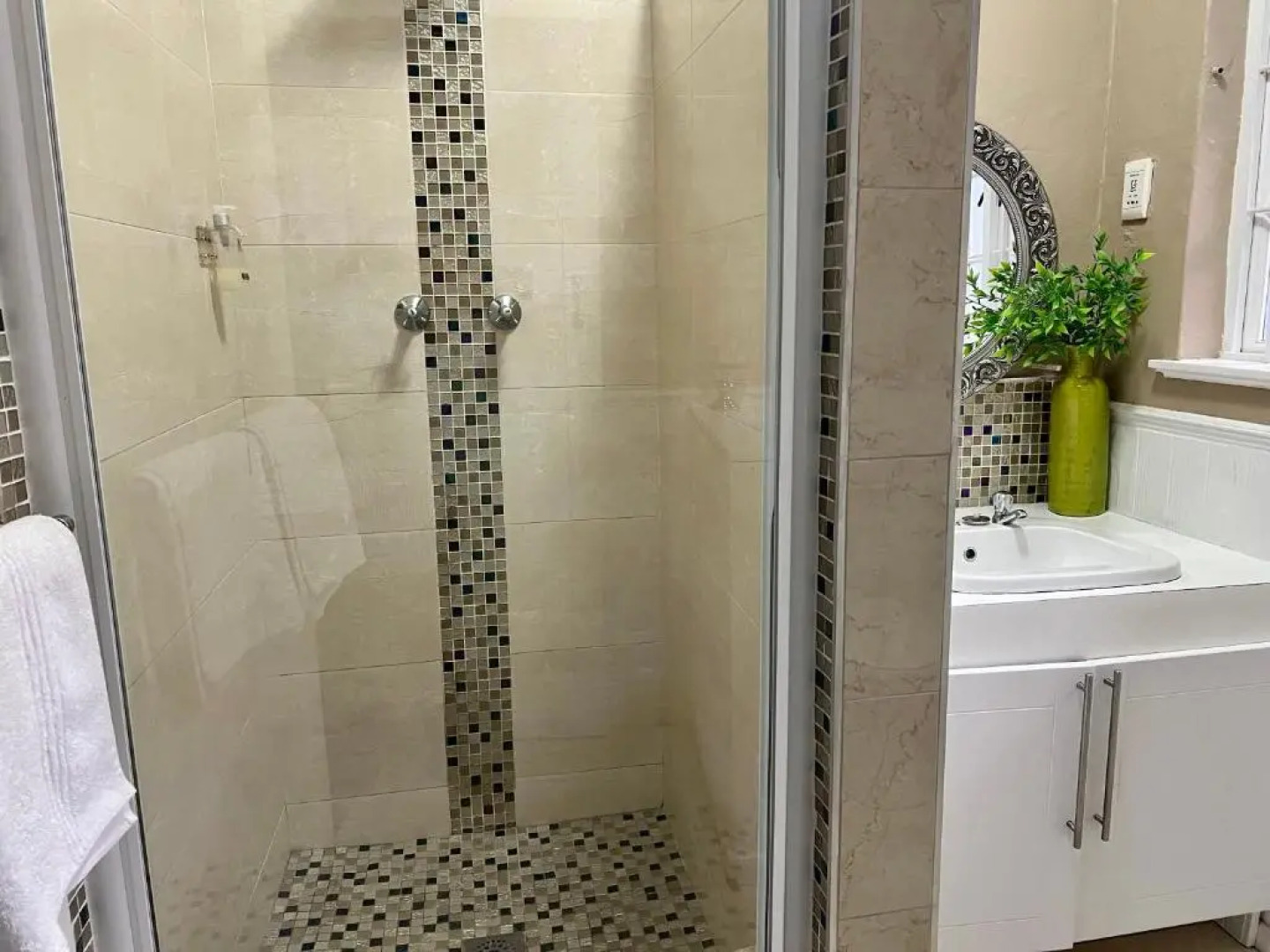 Musgrave Avenue Guest Lodge