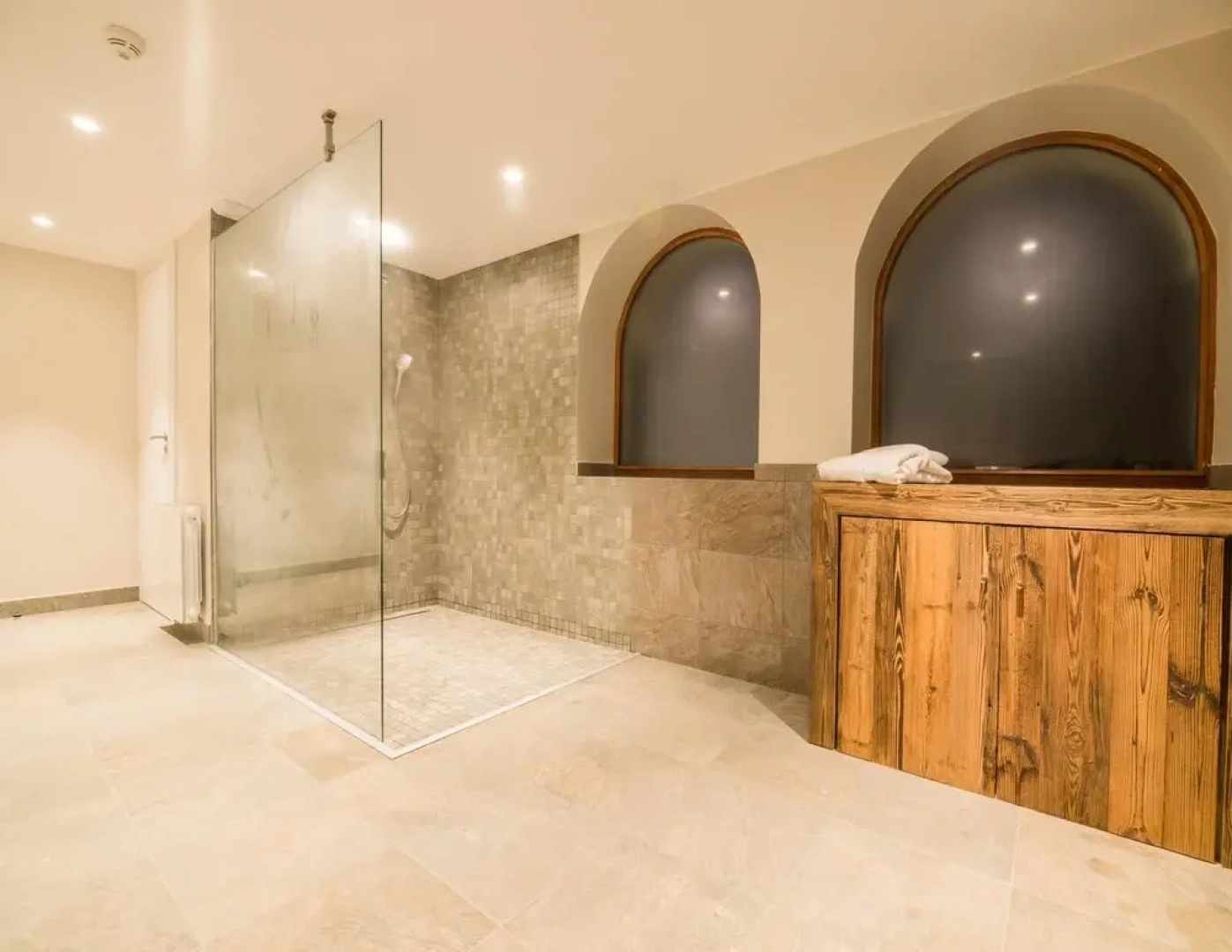 Stylish Chalet in Charming Megeve