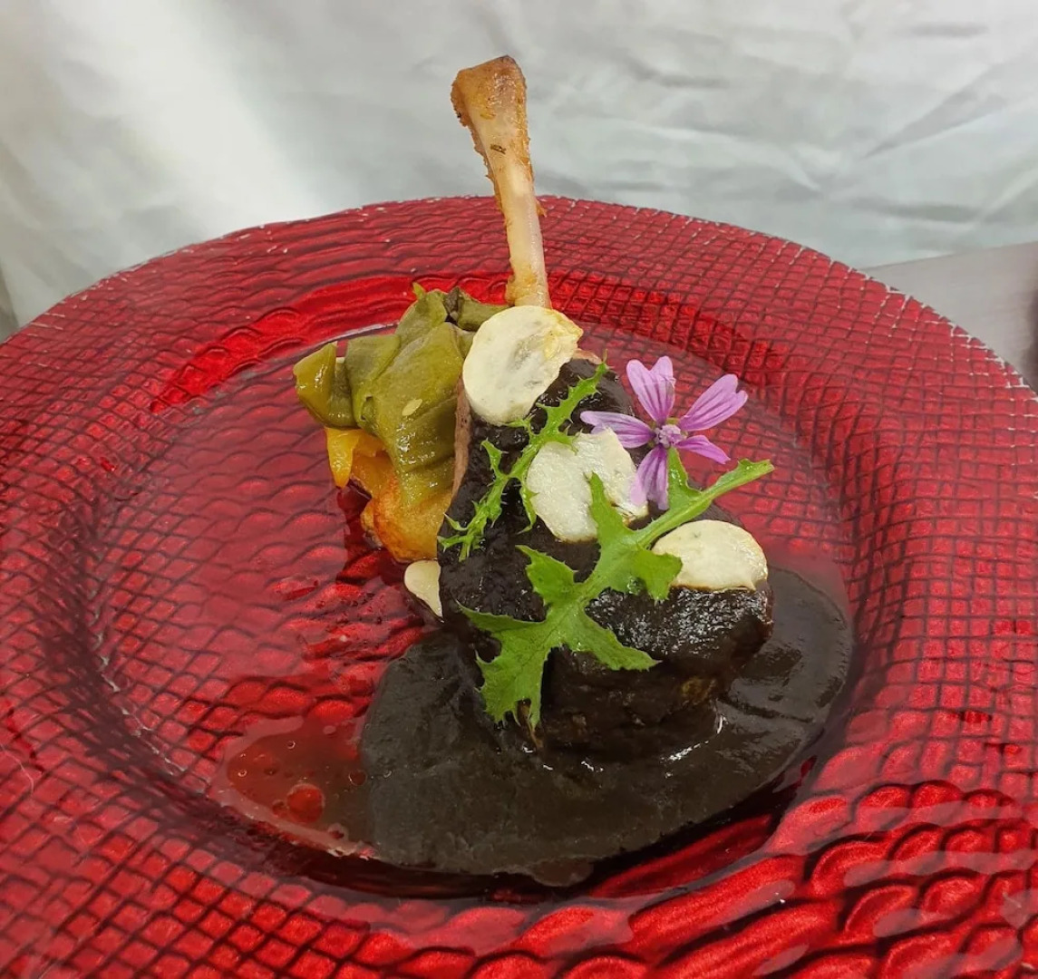 Bodegas de Arnés - Adults Only