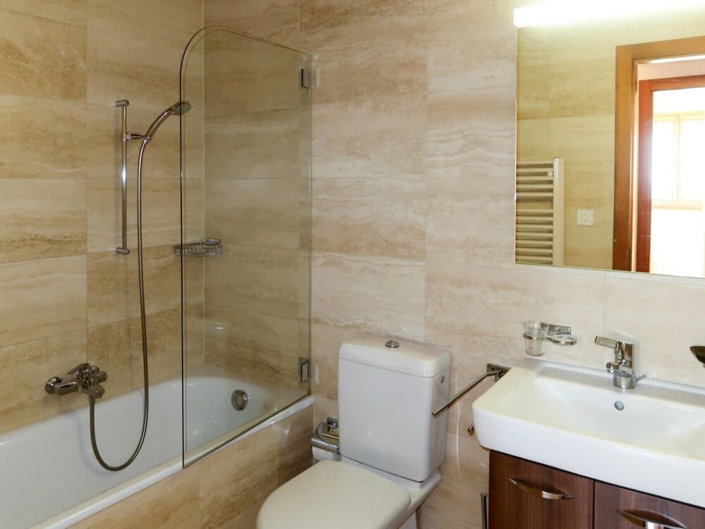 Genepi Vex in Vex With 4 Bedrooms and 3 Bathrooms