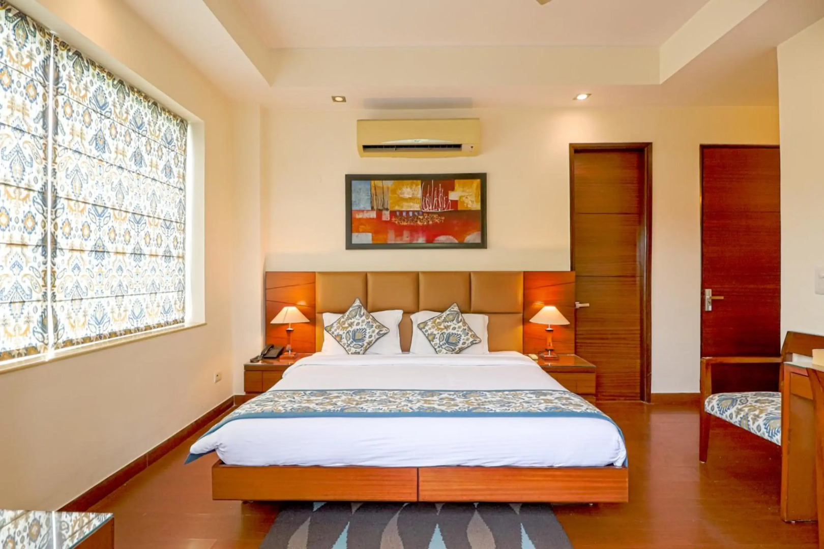 OYO Premium Noida Amity