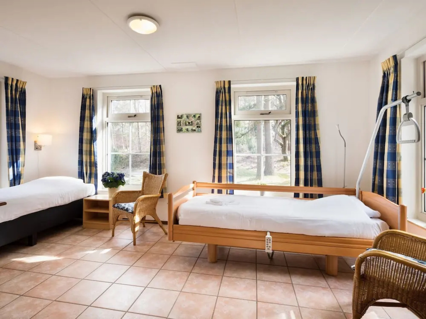 Romantic Villa With a Dishwasher, Near a National Park