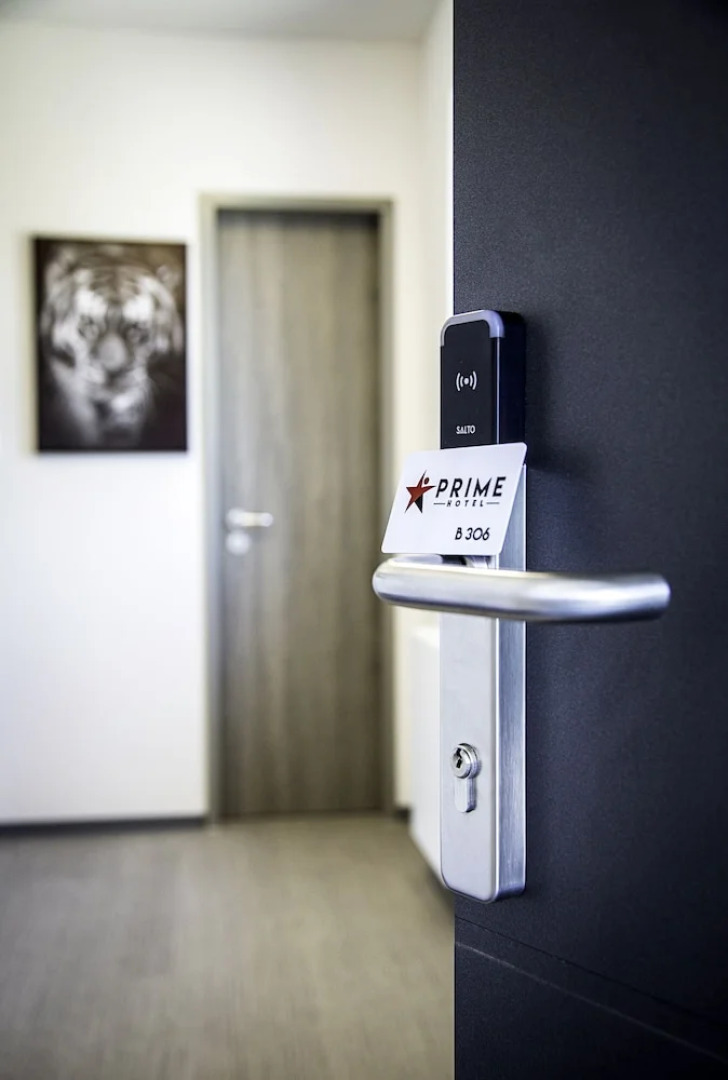 Prime Apartments and Rooms